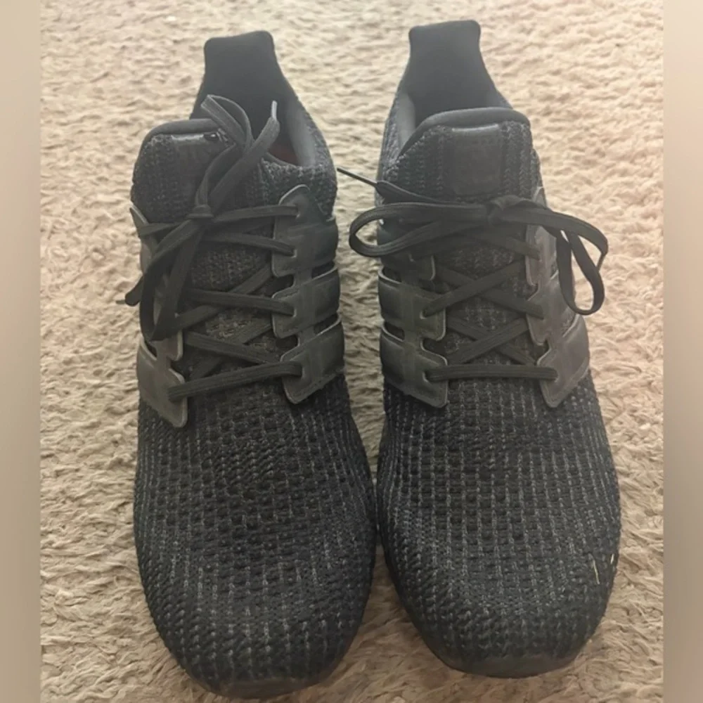 Adidas UltraBoost 4.0 DNA Core Black Running Shoes Mens Size 11.5 Triple Black